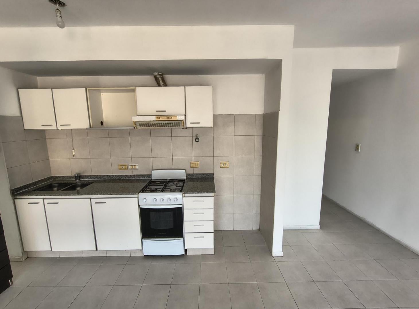 Foto de Departamento Monoambiente Alquiler Apto Profesional Balcon, imagen 1