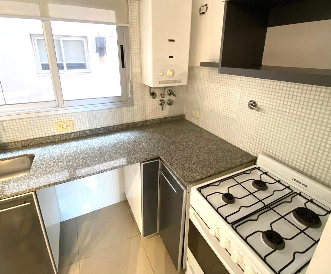 Foto de Departamento 2 ambientes en Morón con 2 cocheras, imagen 2