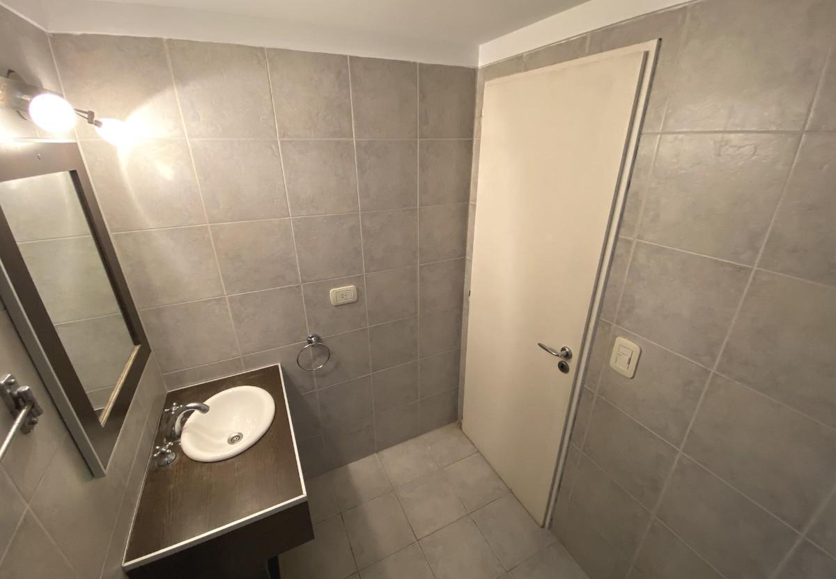 Foto de Departamento 2 ambientes en Morón con 2 cocheras, imagen 5