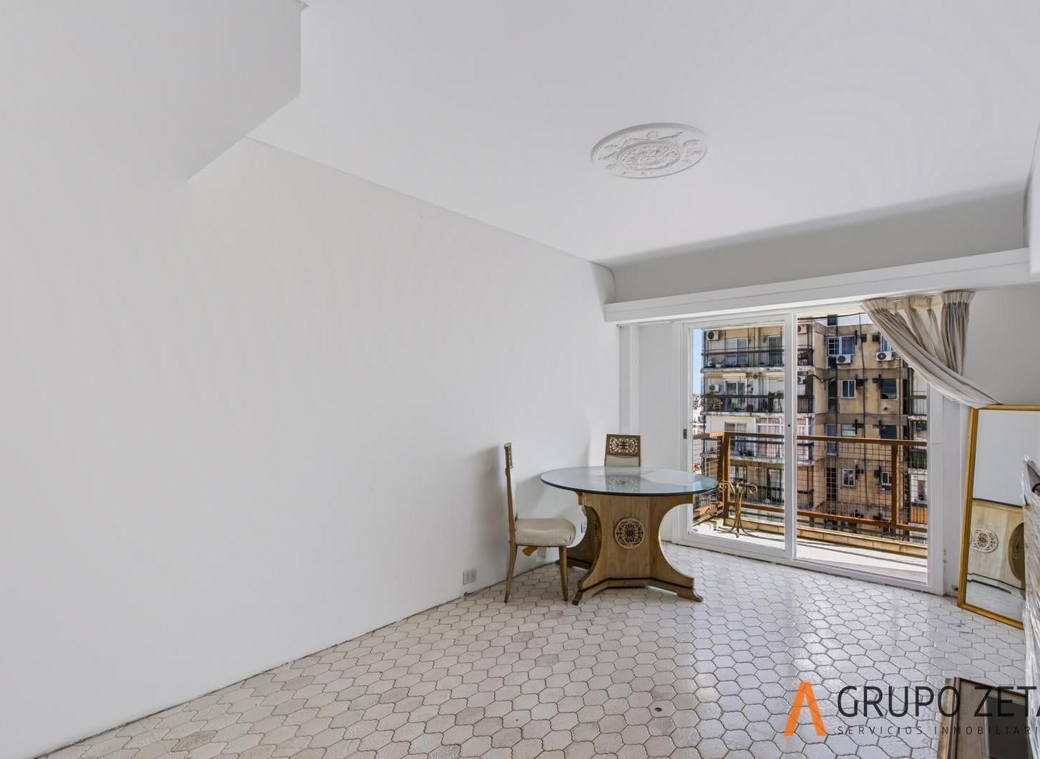 Foto de Venta duplex 3 ambientes en Balvanera. Piso alto. Muy luminoso. 81m2, imagen 3
