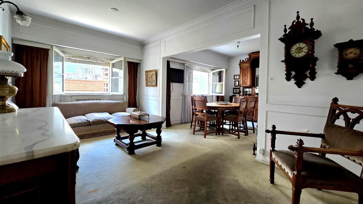 Foto de Departamento de 3 ambientes en venta en Belgrano con dependencia, imagen 2