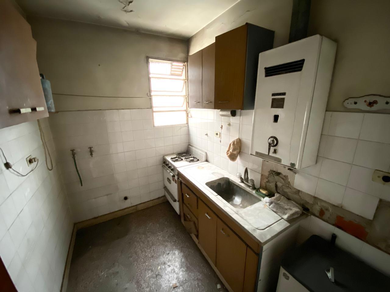 Foto de Departamento 3 ambientes en venta en Caballito para refaccionar, imagen 1