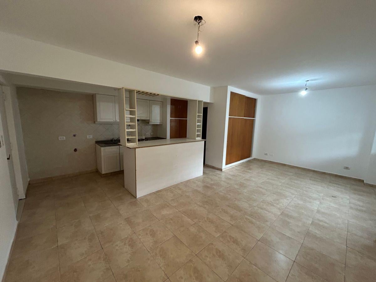 Foto de PH DE 1 AMBIENTE PLANTA BAJA, imagen 2