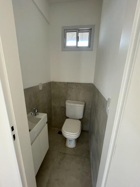 Atipico 3 Ambientes con Baño y Toilette Balcon y Terraza de 24 m Propia! 5
