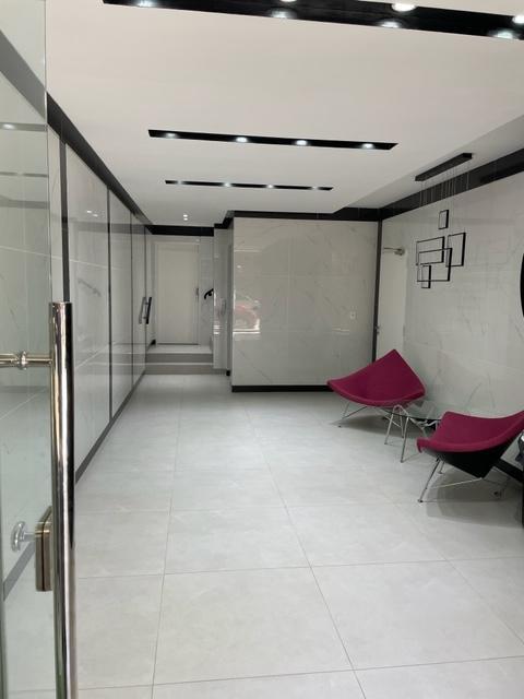 Atipico 3 Ambientes con Baño y Toilette Balcon y Terraza de 24 m Propia! 4