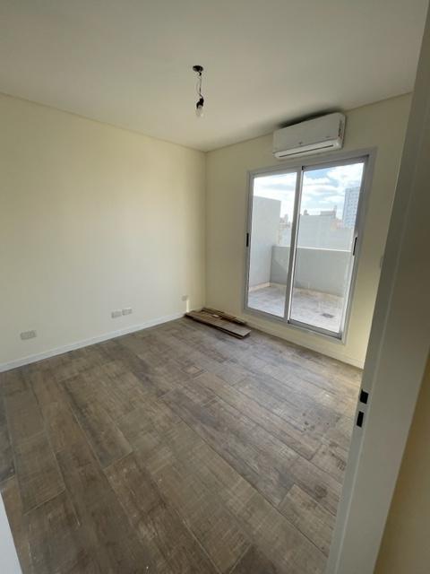 Atipico 3 Ambientes con Baño y Toilette Balcon y Terraza de 24 m Propia! 3