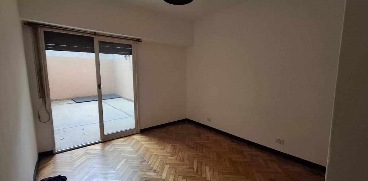 Excelente 3 Ambientes Luminoso con Amplio Patio, en Exclusiva Zona de Caballito 4