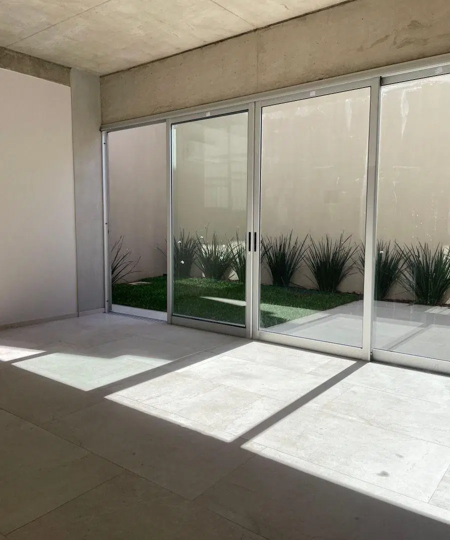 Exc 3 ambientes en PB con jardín Propio, muy luminoso y soleado. A ESTRENAR!! 5