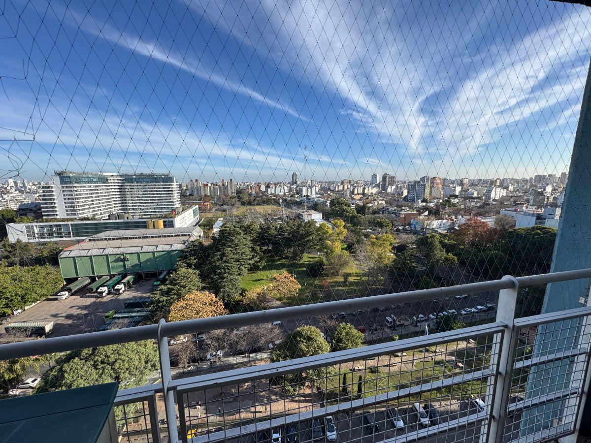 Foto de Comodo 3 ambientes impecable y con excelente vista abierta en piso 15, imagen 3