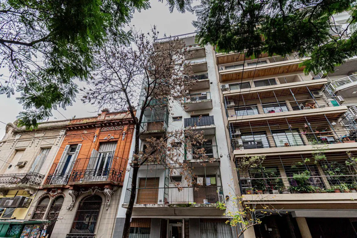 Muy lindo Monoambiente en exclusiva zona de Plaza Guadalupe. Baño y cocina completa apto profesional 5