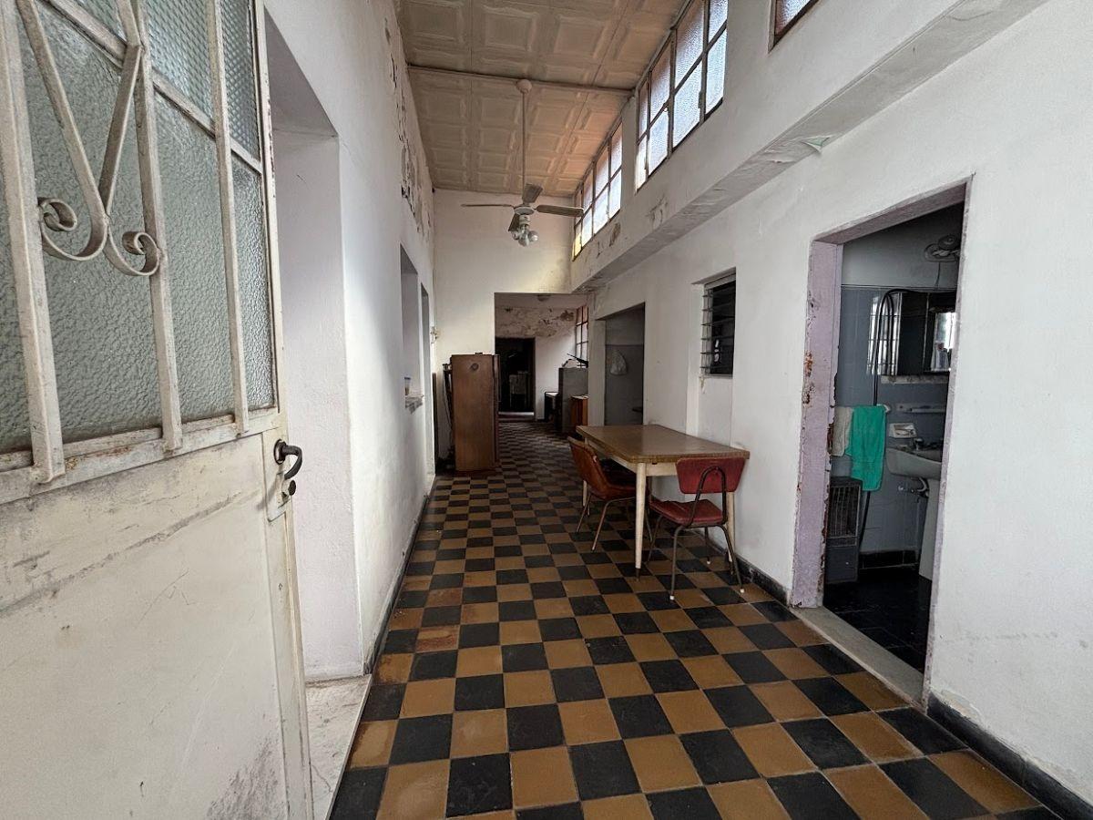 Foto de Casa en lote propio — vivienda + local comercia. — La Boca, imagen 1