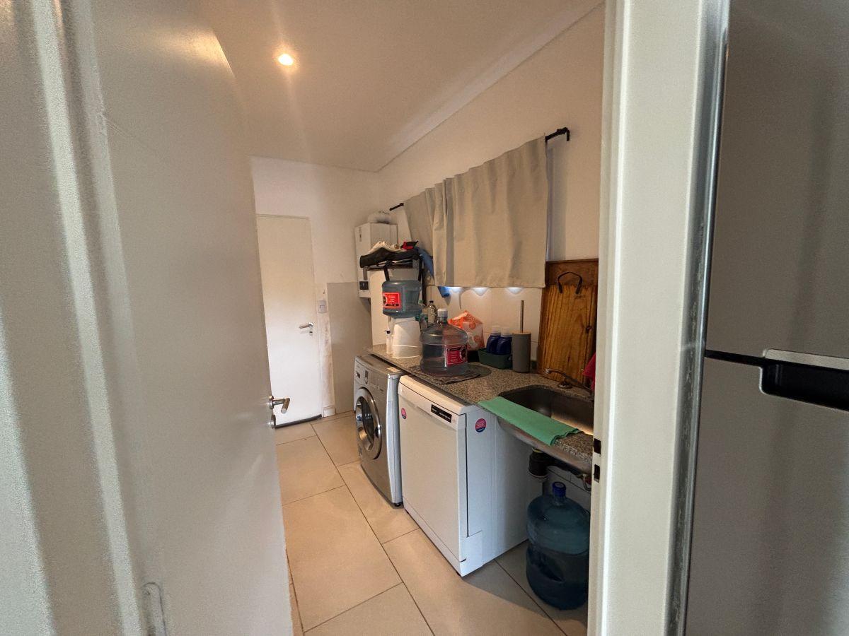 Foto de Hermosa Casa funcional en San Ramiro con pileta !, imagen 2