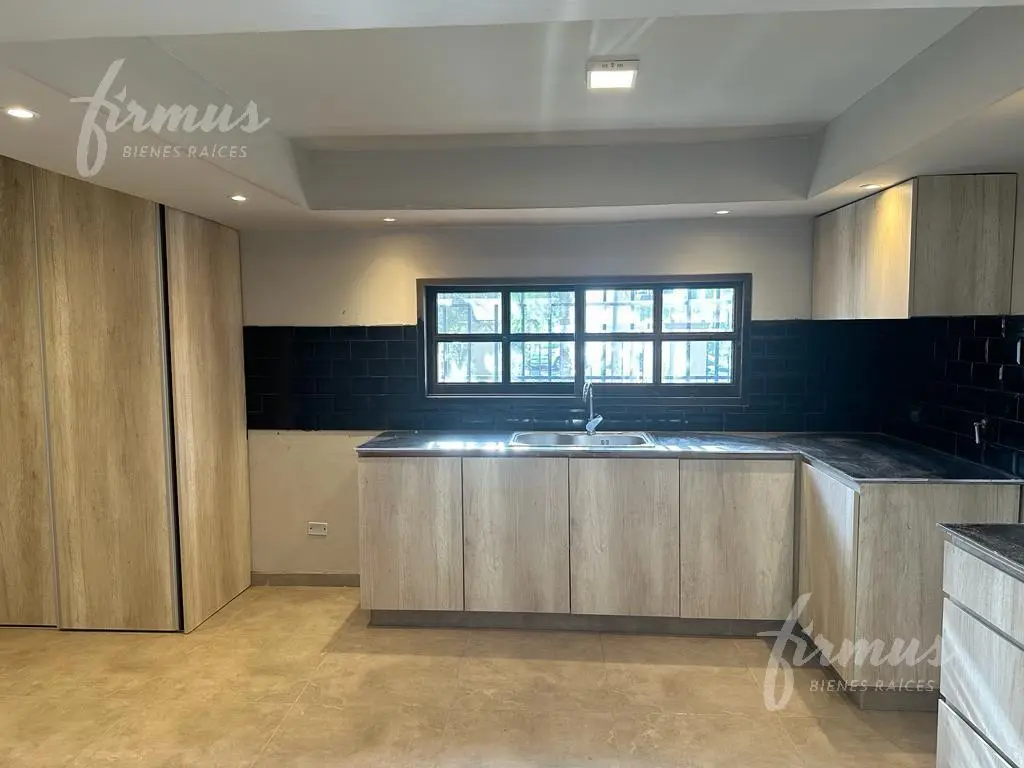 Casa de 3 Dormitorios - Argüello 5