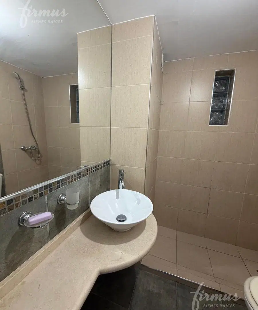 Departamento en General Paz | 1 Dormitorio 4