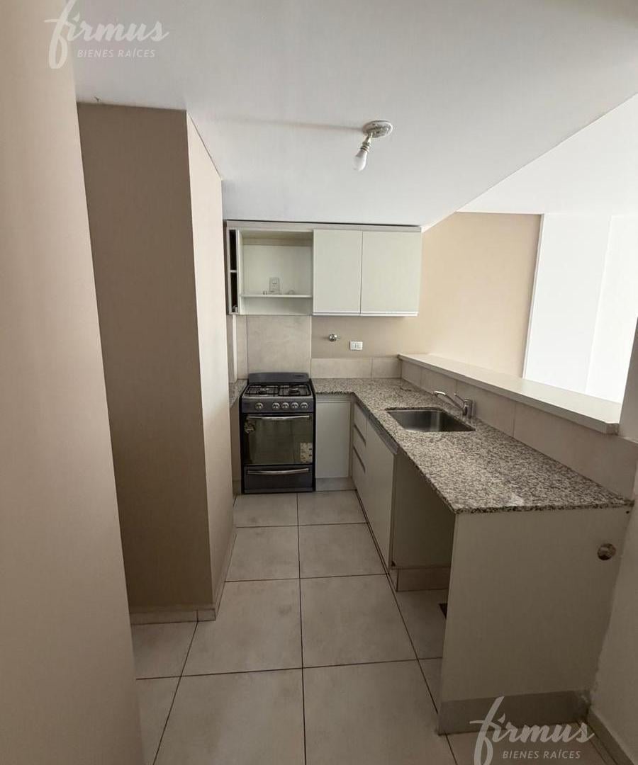 Foto de Departamento en General Paz de 1 Dormitorio, imagen 1