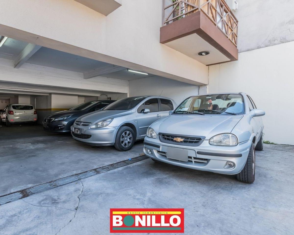 Foto de Cochera venta Villa Pueyrredón, imagen 4