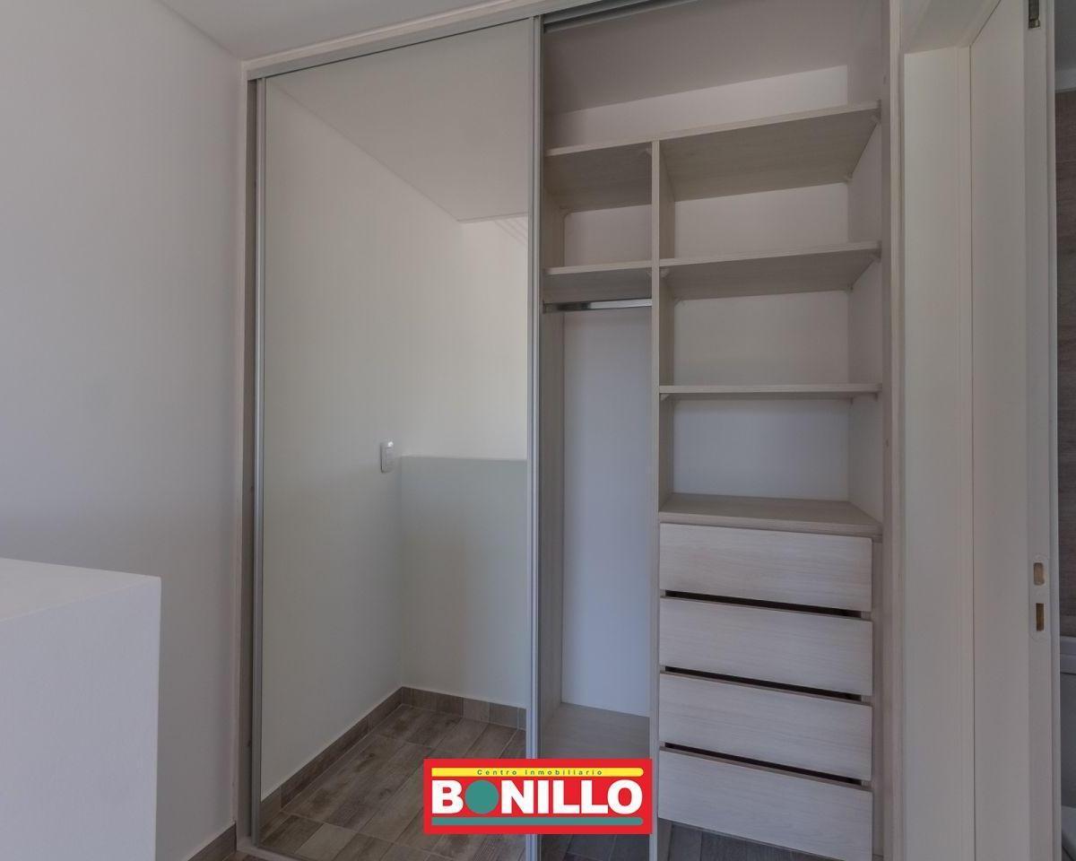 Reservado Departamento 2 Ambientes Venta Parque Cha 3