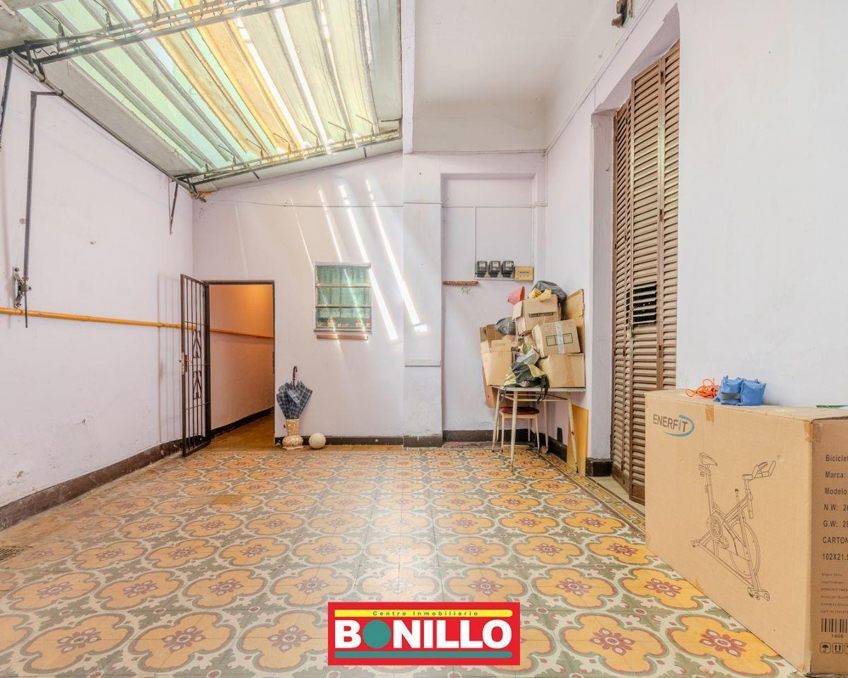 Casa 6 Ambientes Venta Monte Castro 5