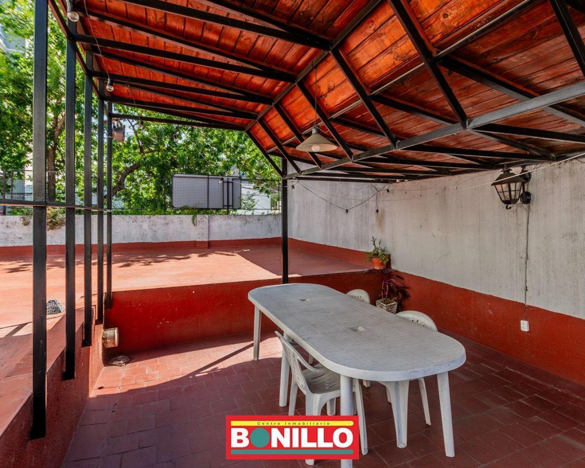 Vendió Casa 5 Ambientes Venta Villa Pueyrredón 3
