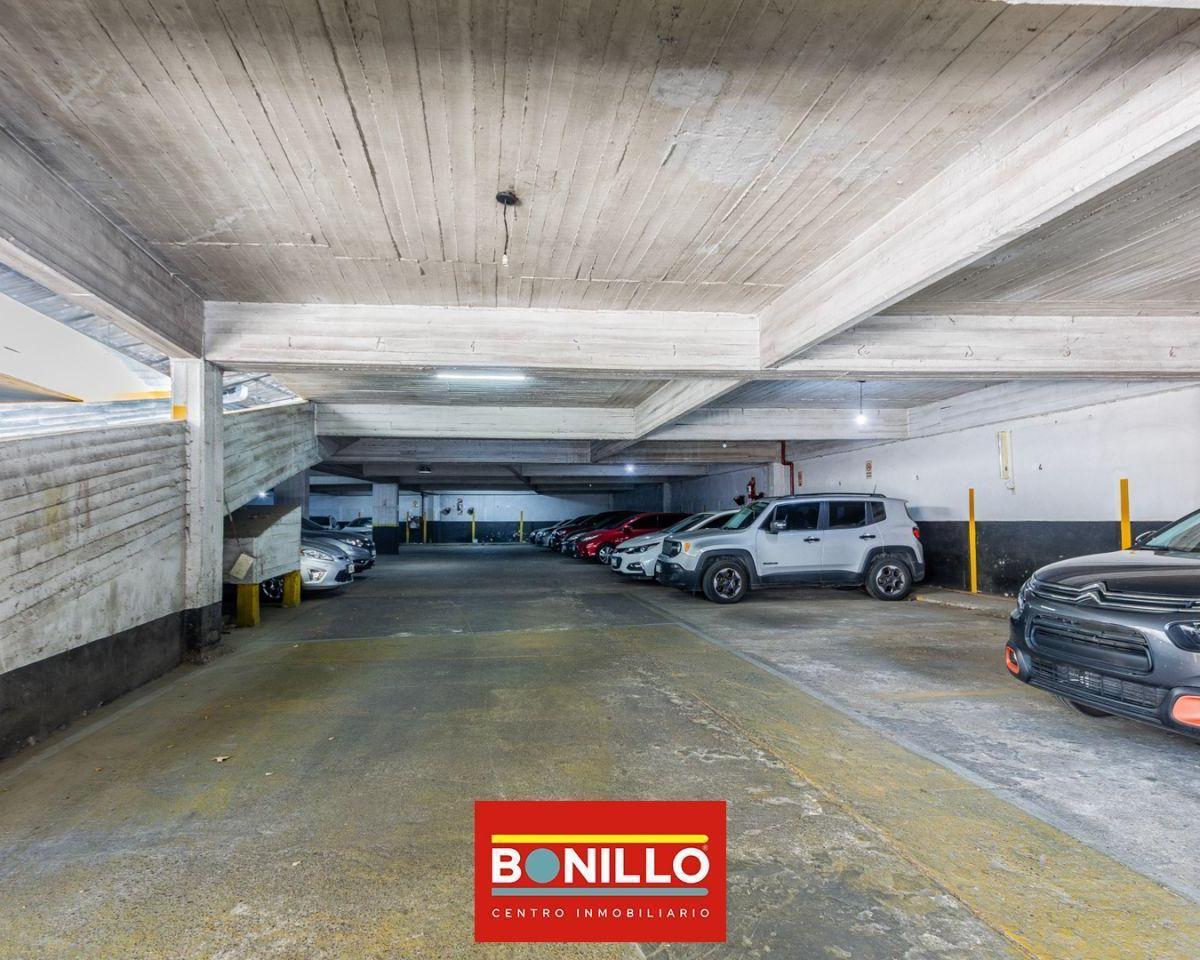 Galpón Venta en Parque Cha 4