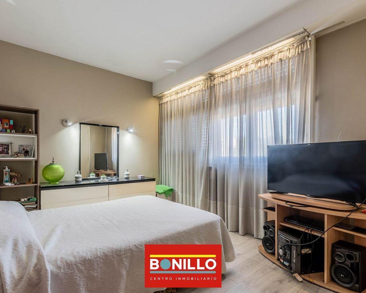 Departamento 5 Ambientes en Venta Villa Pueyrredón 4