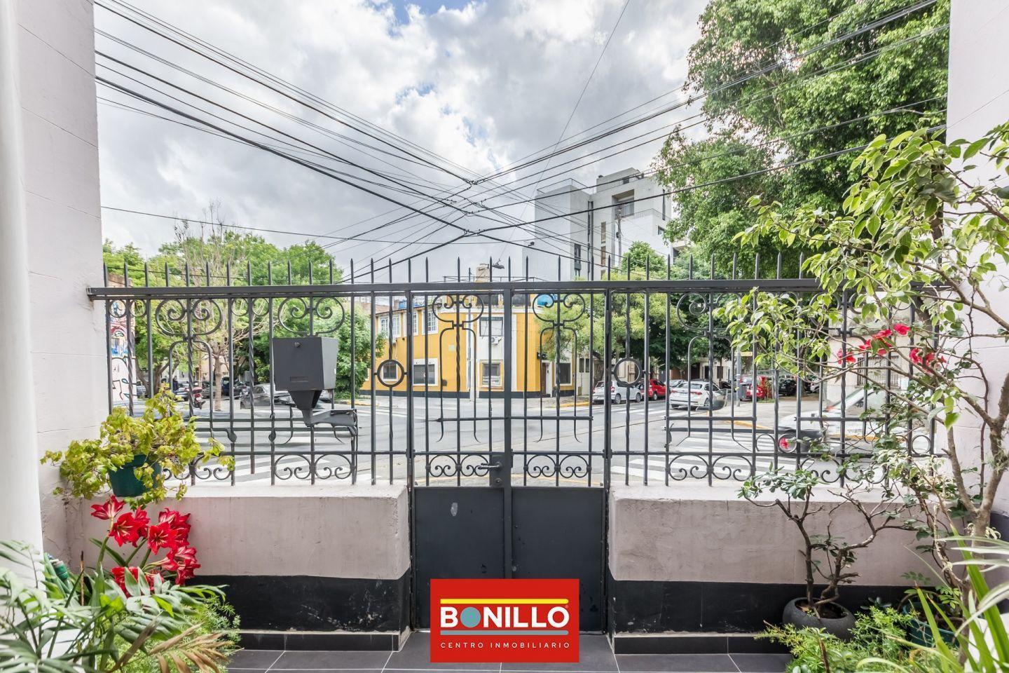 Casa 5 Ambientes  sobre lote de 6.18 x 27.67 en VENTA Villa Ortuzar