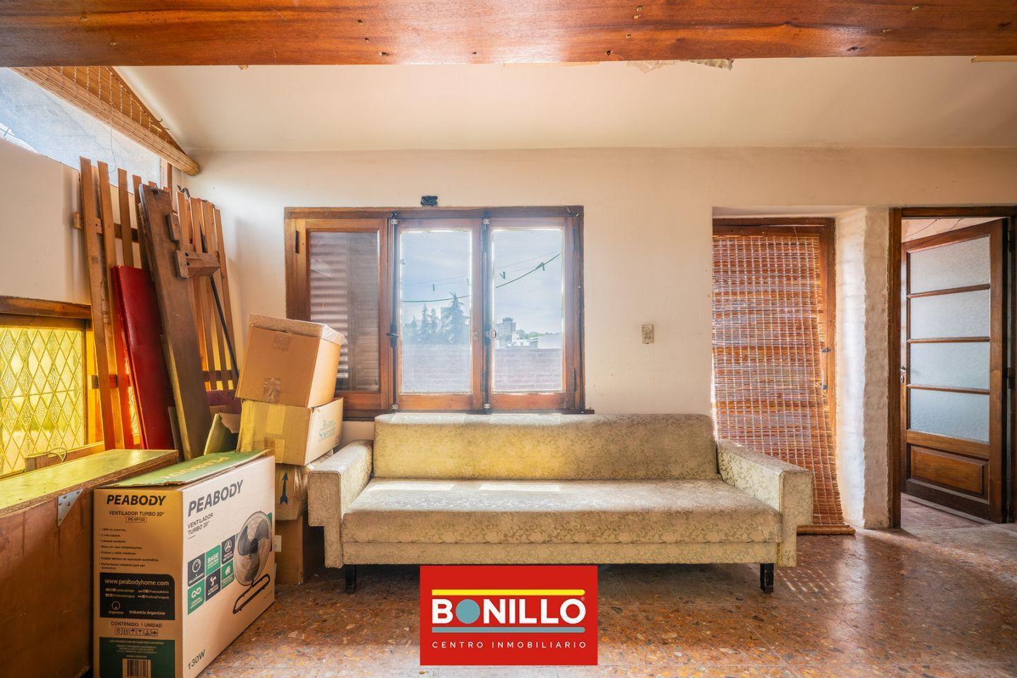 OPORTUNIDAD Venta de Casa A REFACCIONAR en Villa Pueyrredón