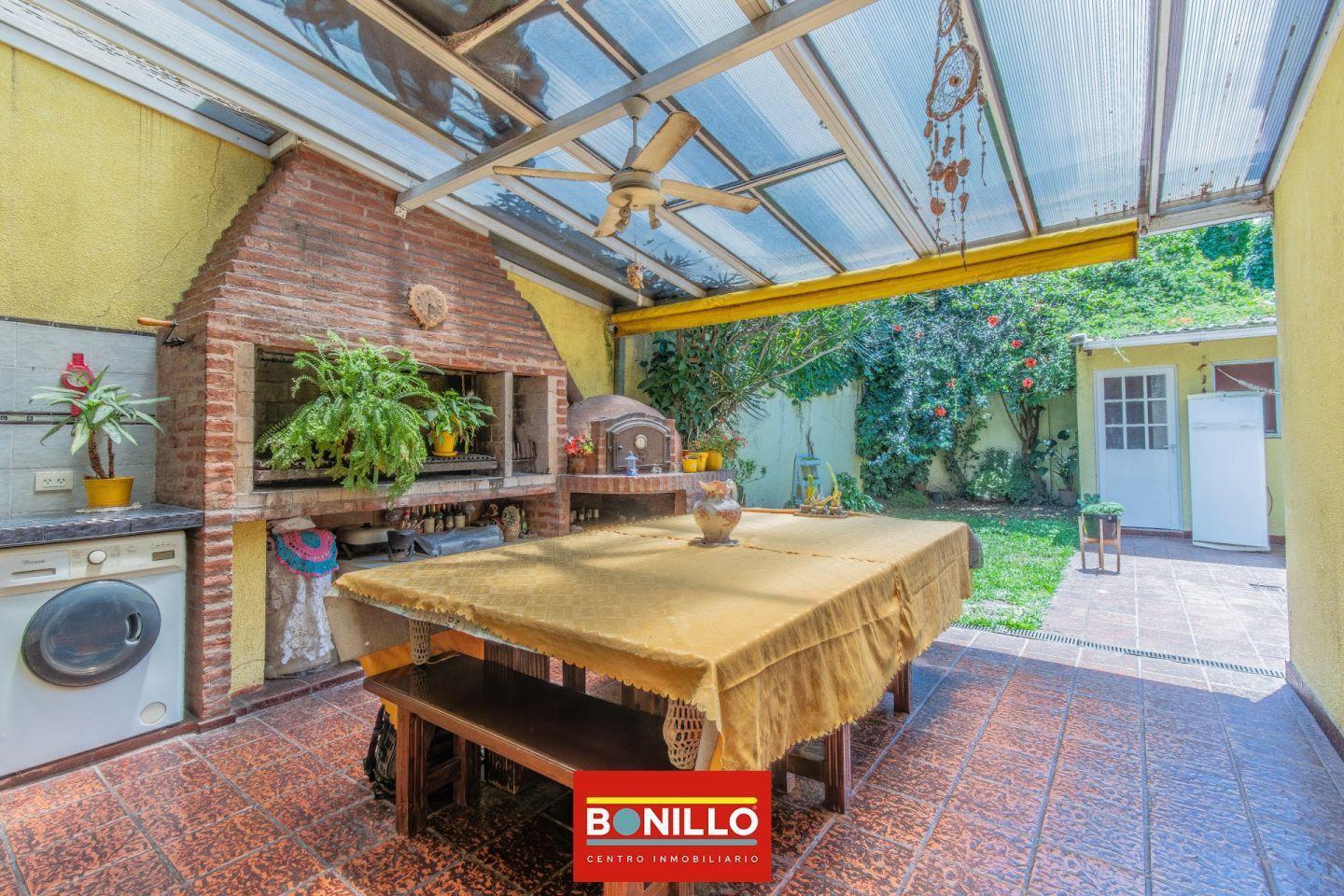 Foto de RESERVADO PH 5 ambientes venta Villa Pueyrredón, imagen 1