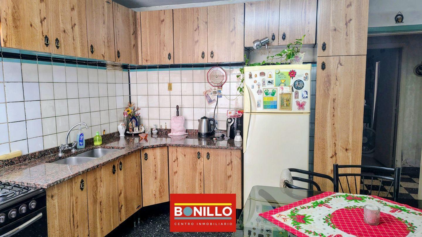 Foto de Casa 6 ambientes venta Villa Pueyrredón, imagen 5