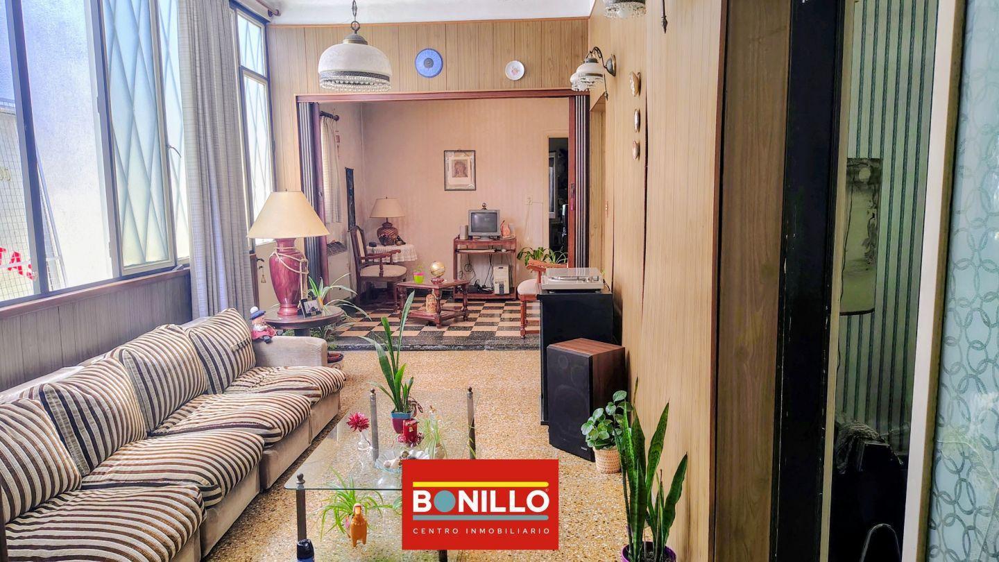 Casa 3 ambientes venta Villa Pueyrredón