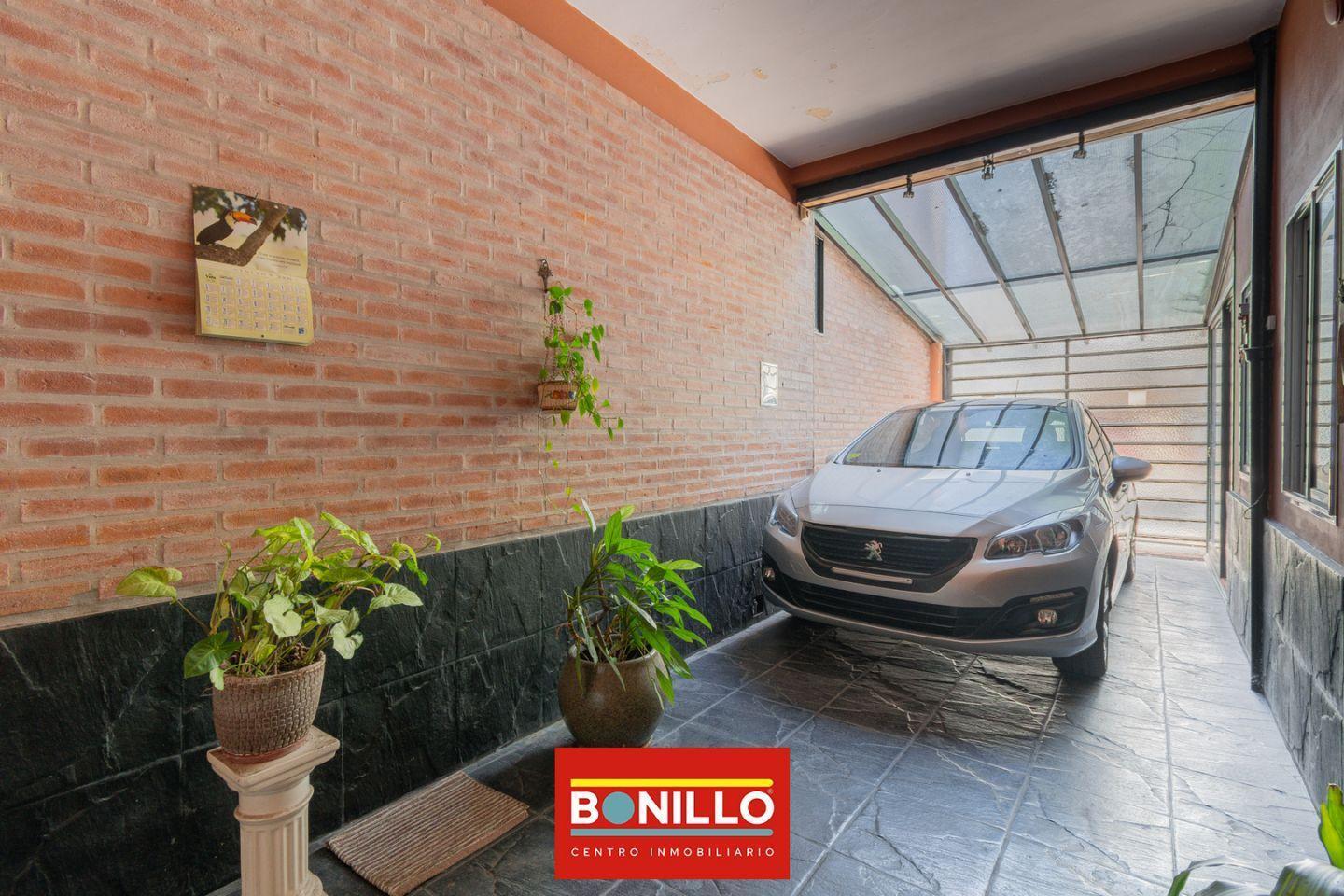 Foto de Casa 5 ambientes venta Villa Pueyrredón, imagen 3