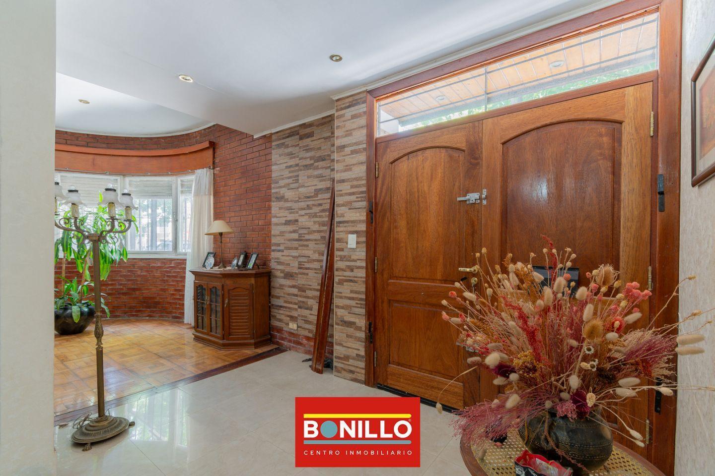 Casa 5 ambientes venta Villa Pueyrredón