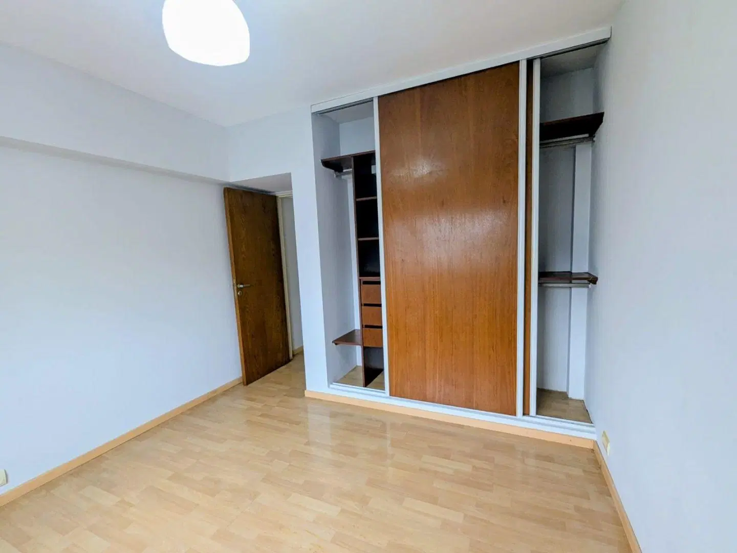 Departamento 2 ambientes. | CARACAS al 4600 5