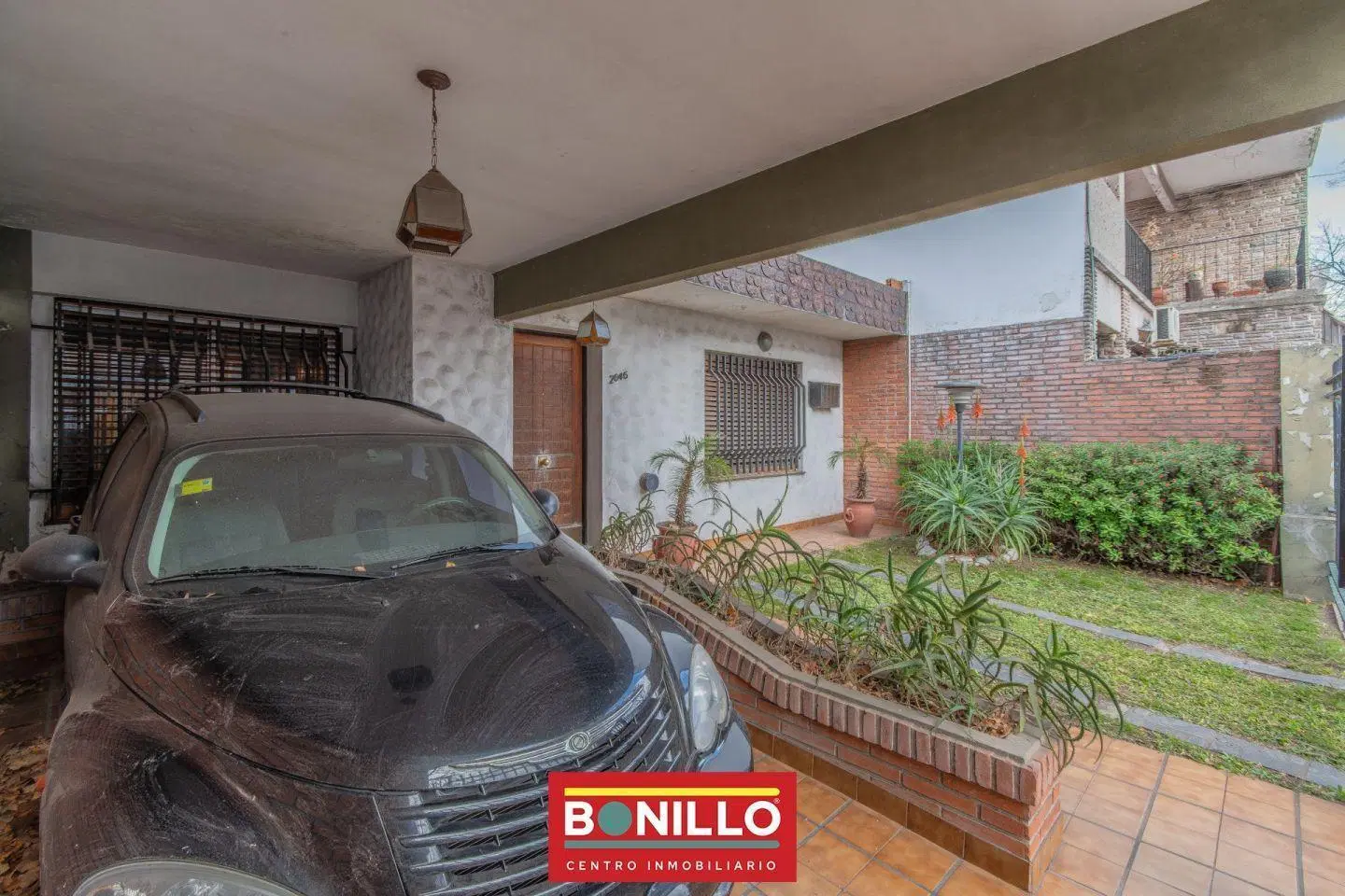 Casa 4 ambientes venta Agronomía 1