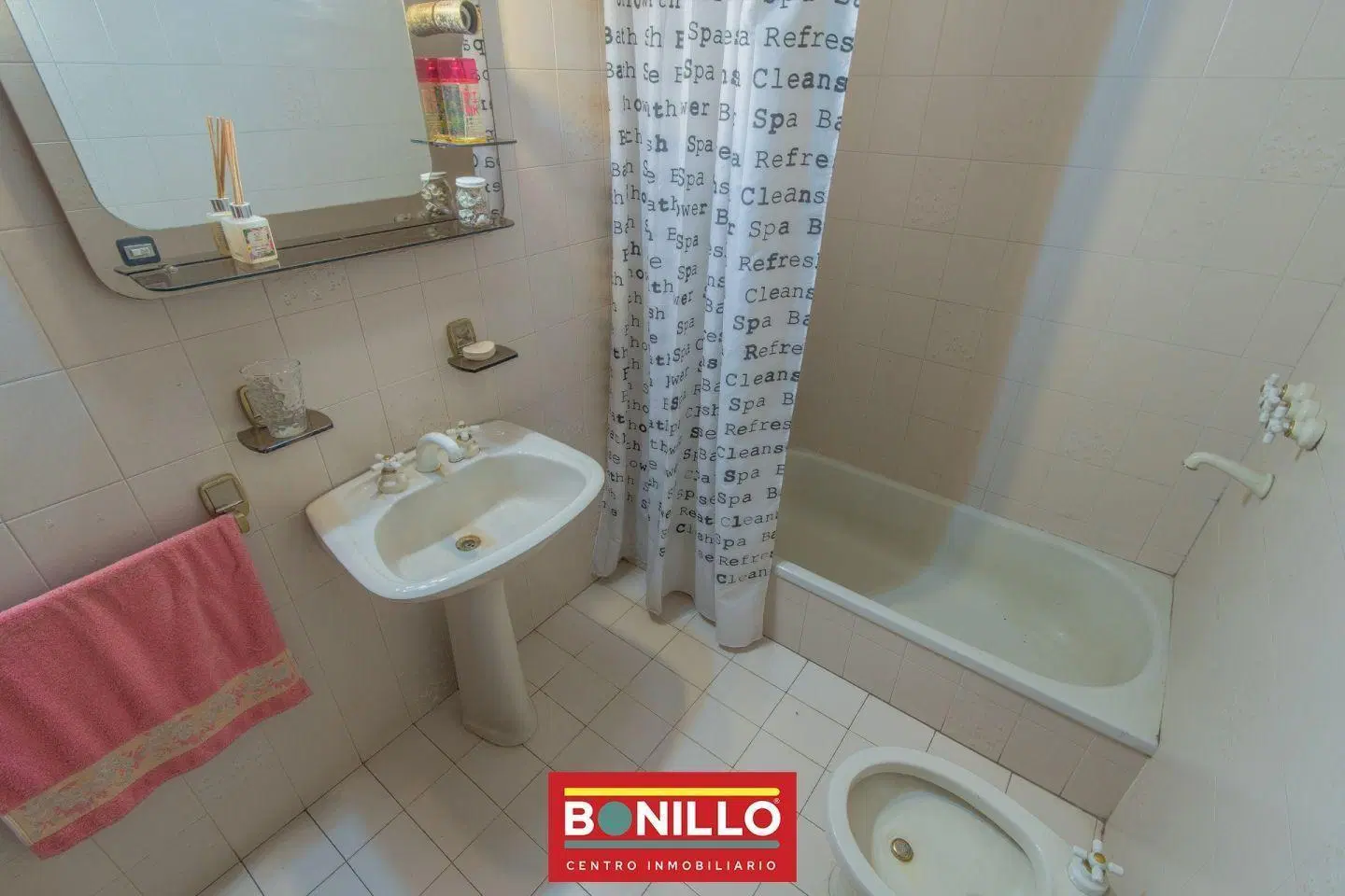Casa 4 ambientes venta Agronomía 5