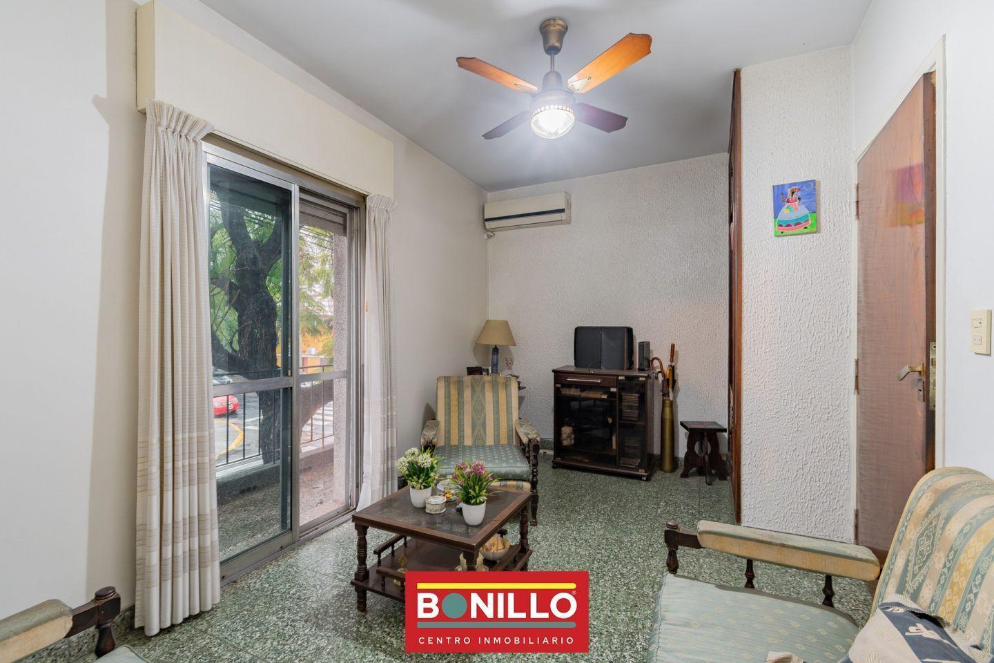 Foto de Casa en block venta Villa Devoto, imagen 1