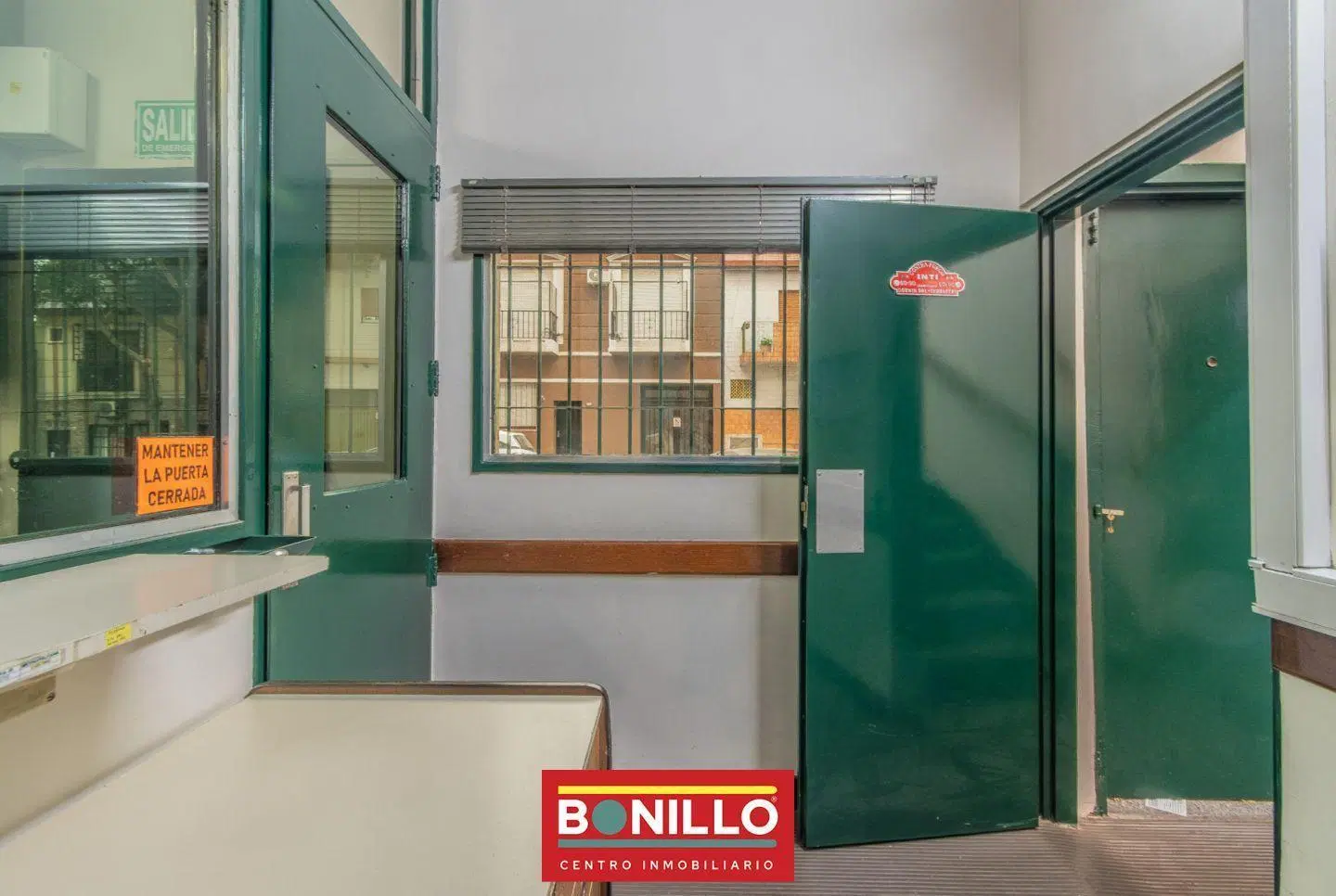 Galpón venta Villa Urquiza 8