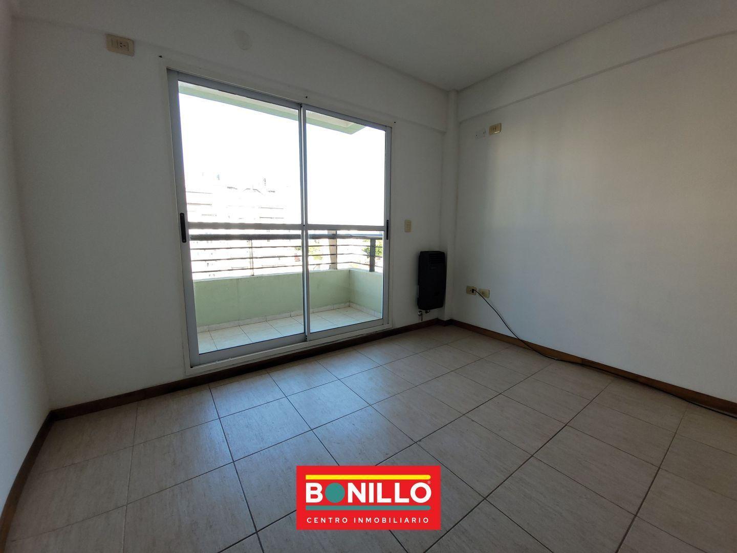 Foto de Departamento monoambiente alquiler Villa Pueyrredón, imagen 5