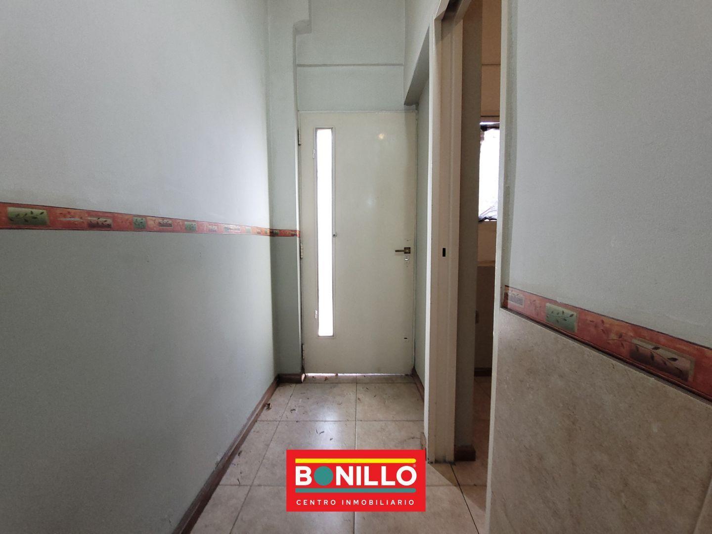 Foto de Oficina venta Villa Pueyrredón, imagen 1