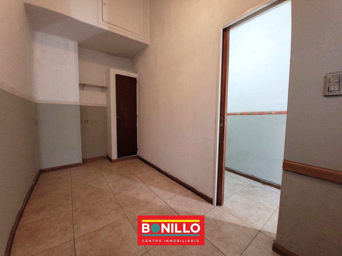 Foto de Oficina venta Villa Pueyrredón, imagen 2