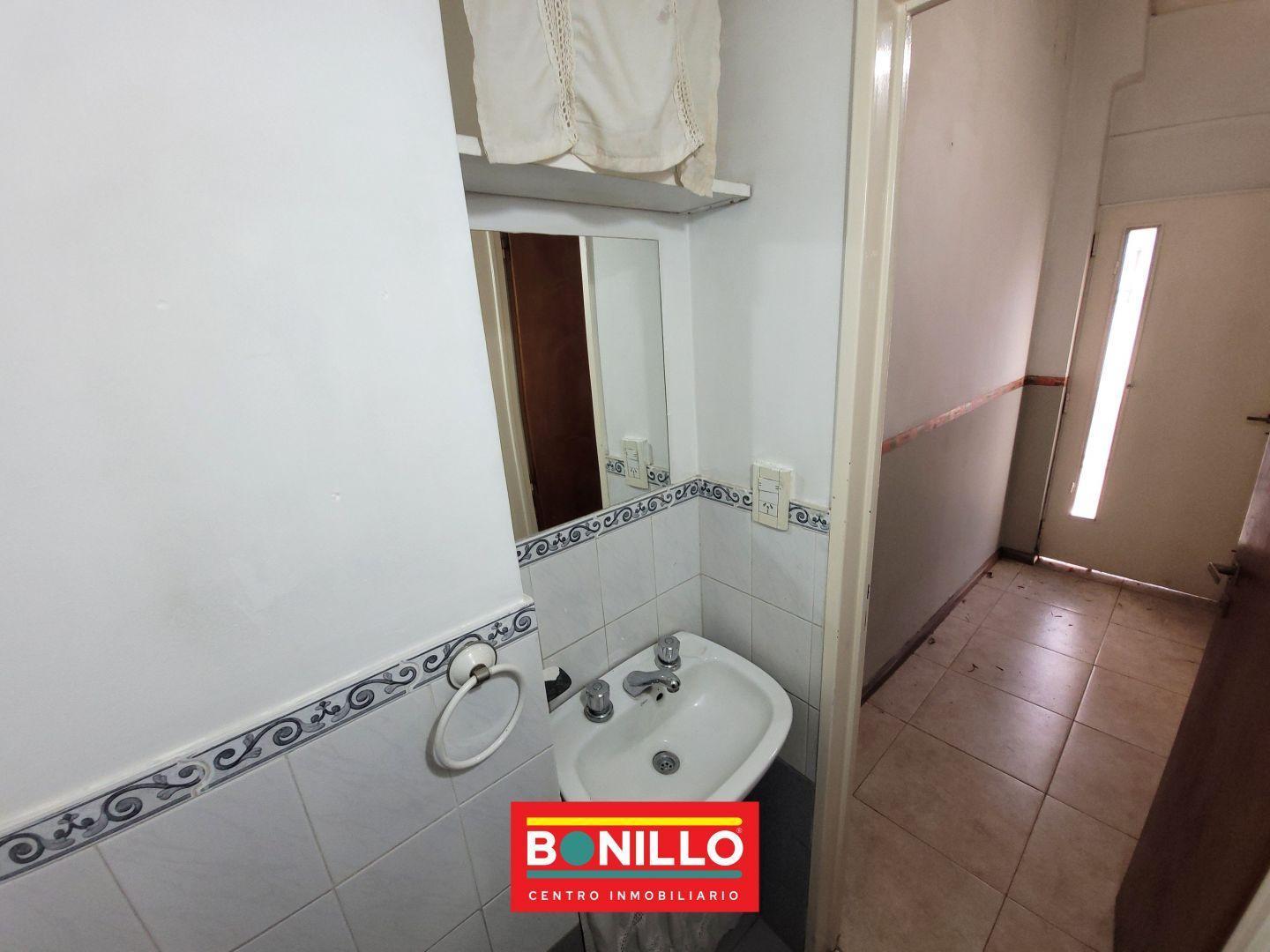 Foto de Oficina venta Villa Pueyrredón, imagen 1