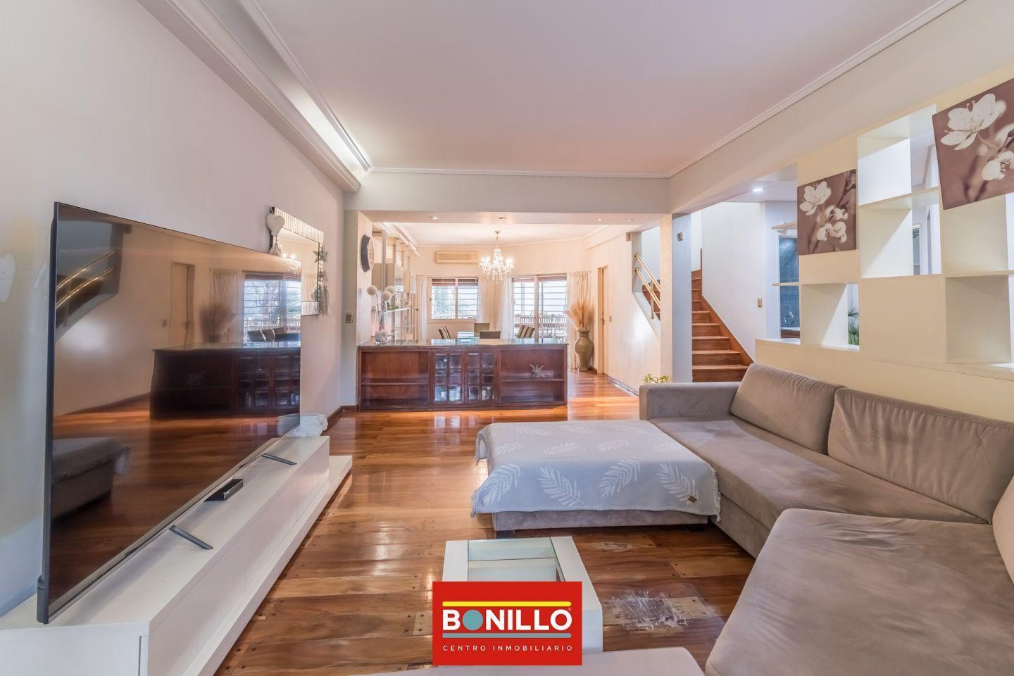 Foto de Casa 6 ambientes venta Agronomía, imagen 4