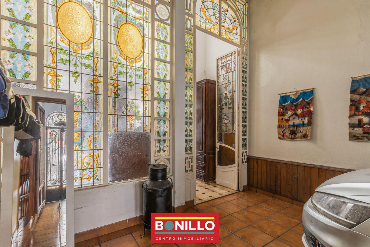 Foto de Casa 6 ambientes venta Villa Pueyrredón, imagen 3