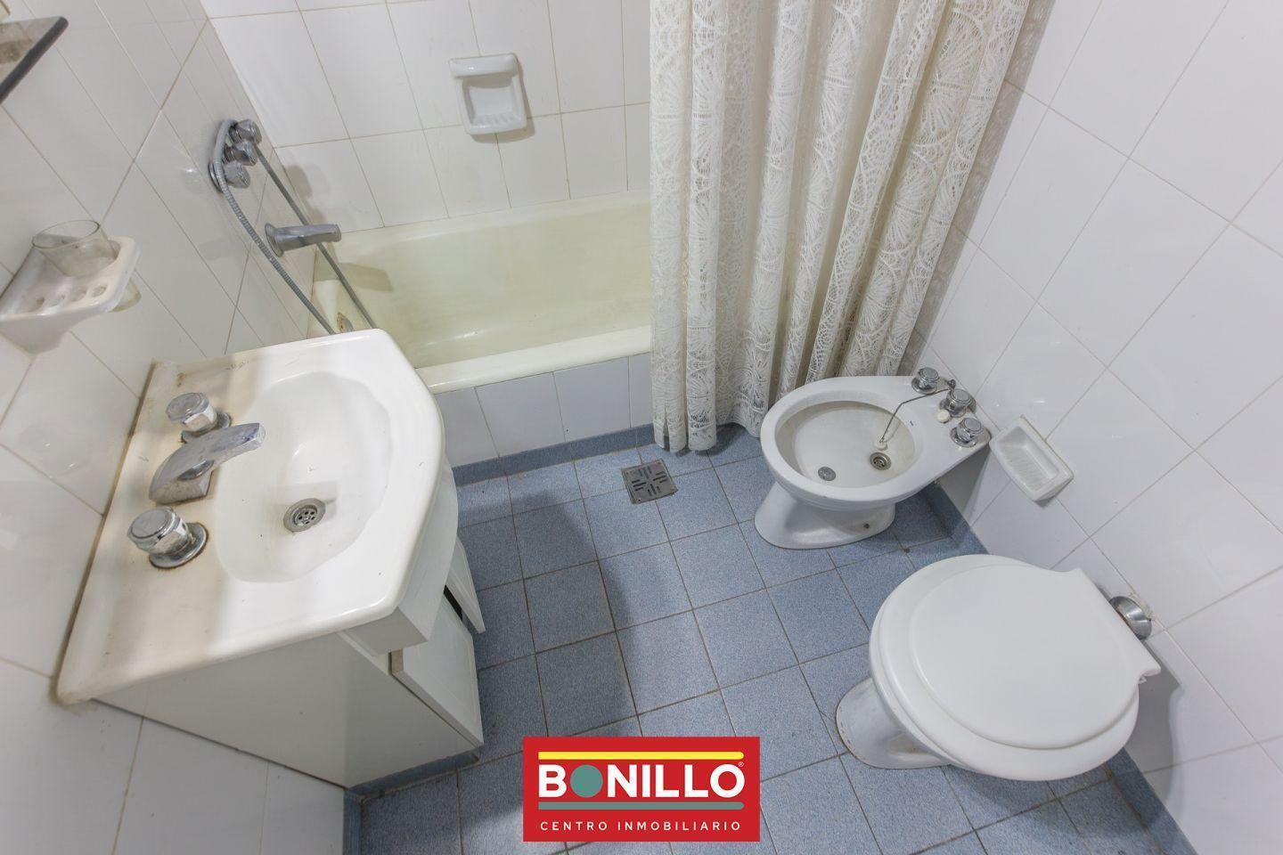 Foto de PH 2 ambientes venta Villa Pueyrredón, imagen 5