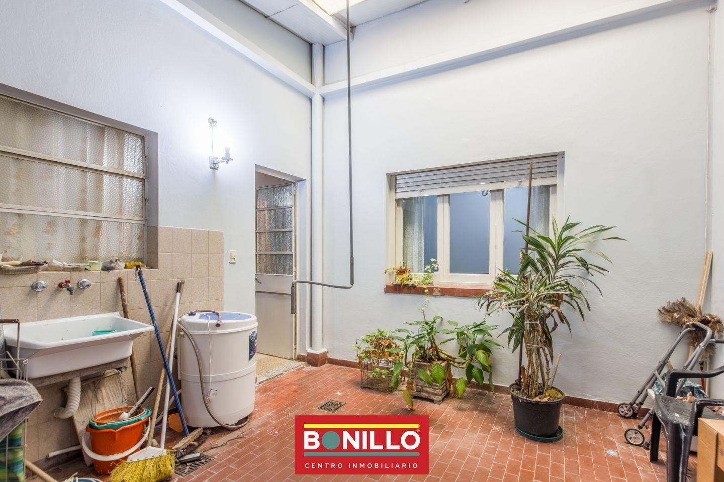 Foto de PH 2 ambientes venta Villa Pueyrredón, imagen 3