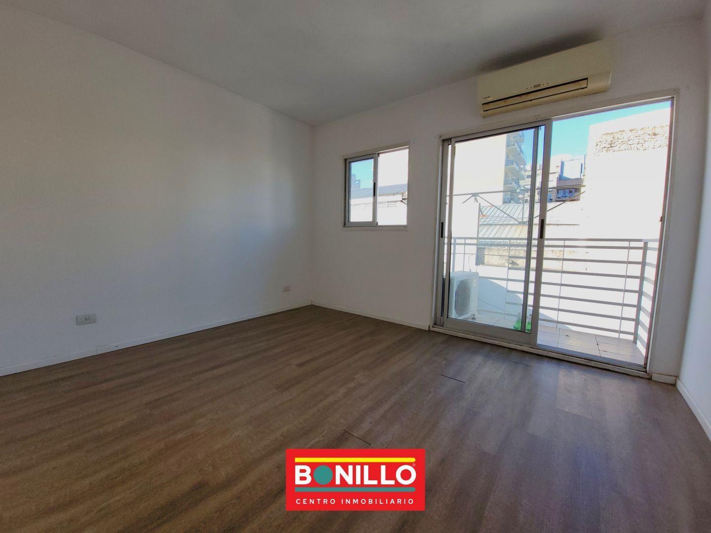 Foto de Departamento monoambiente alquiler Villa Pueyrredón, imagen 1