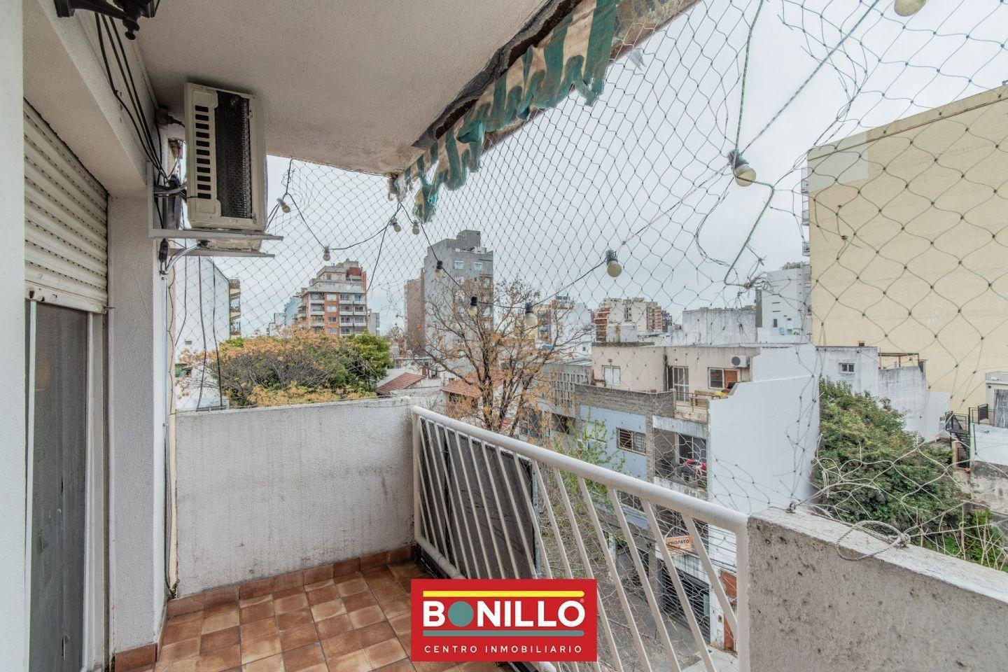 Foto de Departamento 4 ambientes venta Villa Pueyrredón, imagen 2