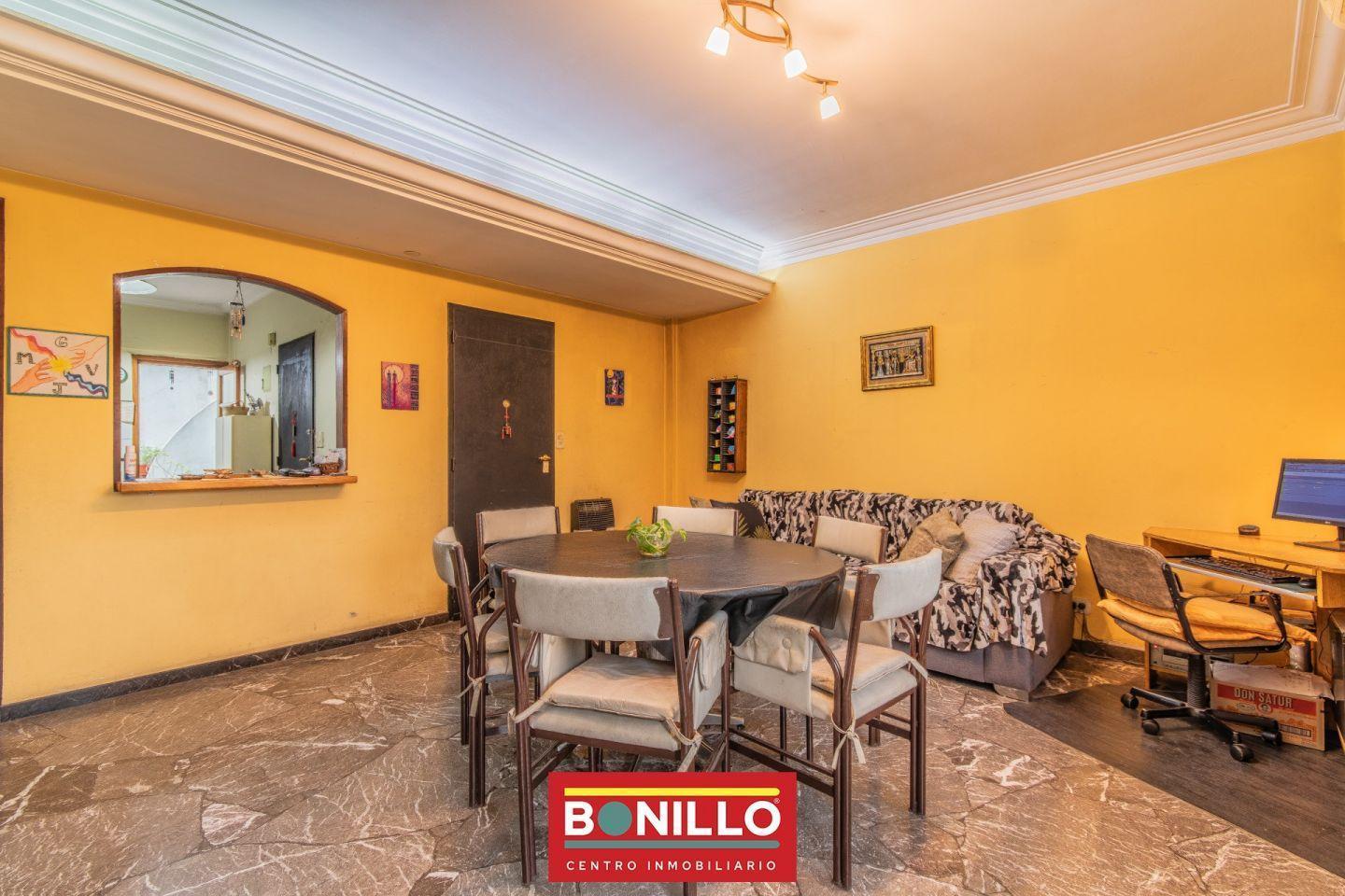 Foto de PH 4 ambientes venta Villa Urquiza, imagen 3