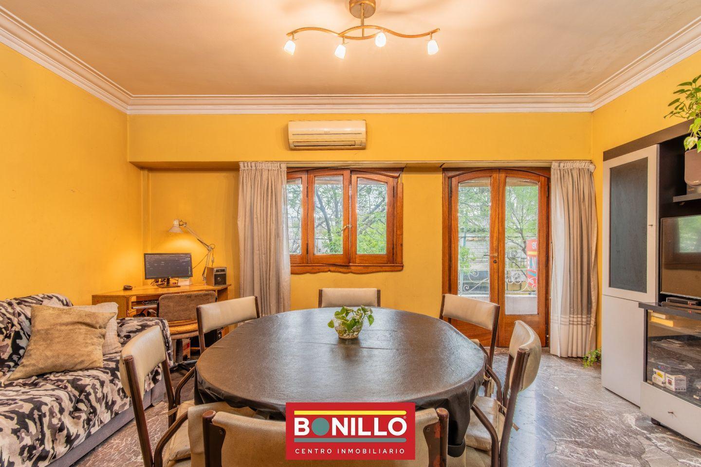 Foto de PH 4 ambientes venta Villa Urquiza, imagen 1