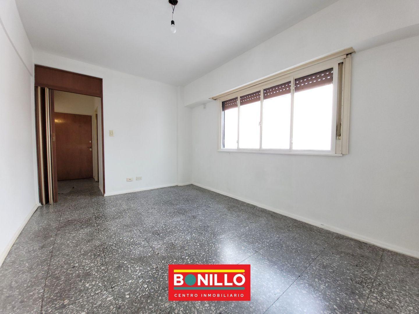 Foto de Departamento 2 ambientes alquiler Agronomía, imagen 2